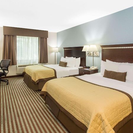 เบย์มอนต์ บาย วินด์แฮม แมตทูน Hotel Mattoon ภายนอก รูปภาพ